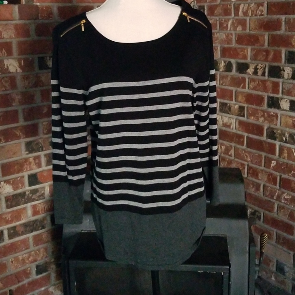 Black and grey sweater
